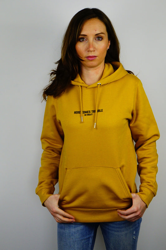 Hoodie ocker HERE COMES TROUBLE