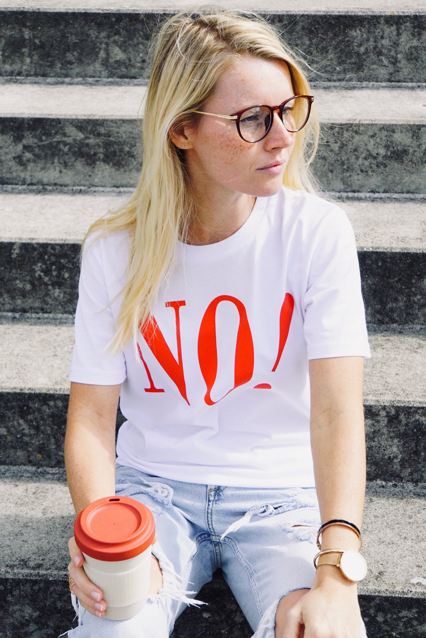 Unisex T-Shirt in der Farbe Weiß aus 100% Bio-Baumwolle mit dem Print "NO!". Ein echtes Statement Shirt und ein absoluter Hingucker. Für Sie und Ihn!